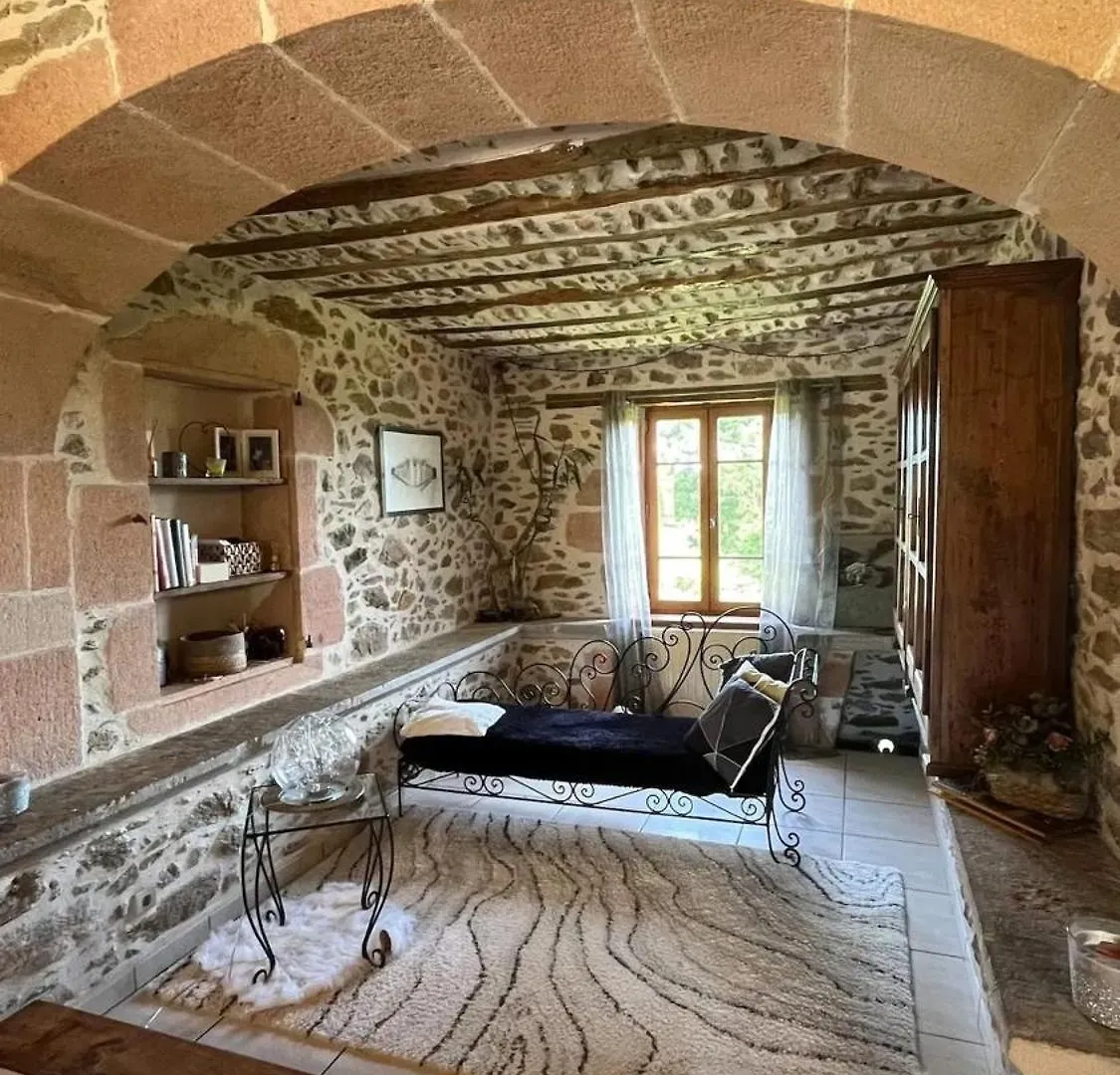 Villa Spacieuse Avec Piscine A Bas-Segala La Bastide-l'Eveque Fransa